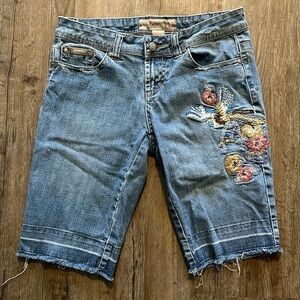 CANDIE’S JEAN SHORTS SIZE(5)